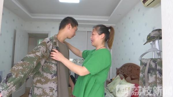 祖孙三代赴军营 保家卫国令人敬