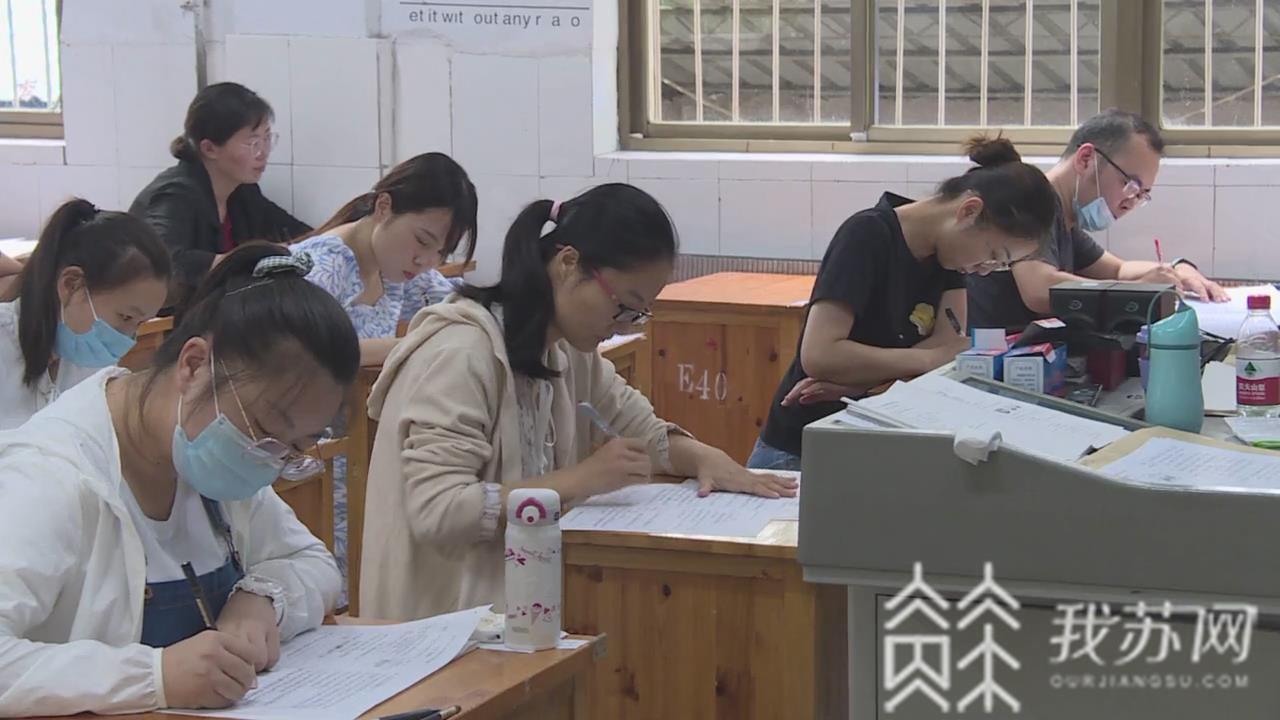 教师■徐州：3万名教师进行中小学教师业务能力测试