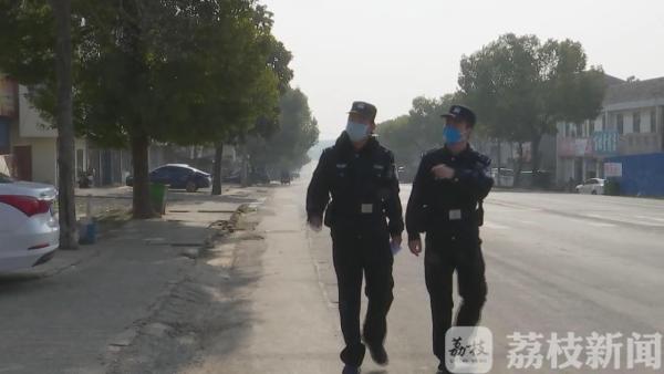 市民：我举报，有人聚众赌博！公安机关：罚！