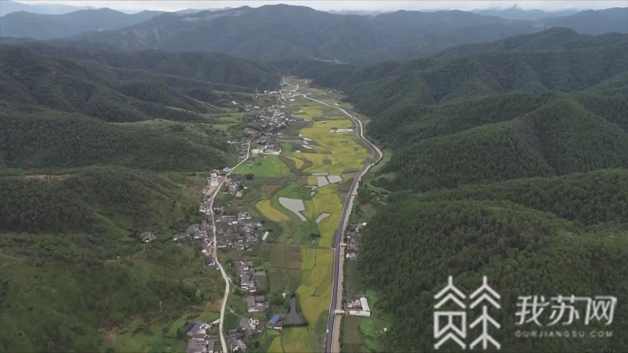 #海安#“海安舅舅”帮山里孩子圆了北大清华梦 32年接力支教“小凉山”