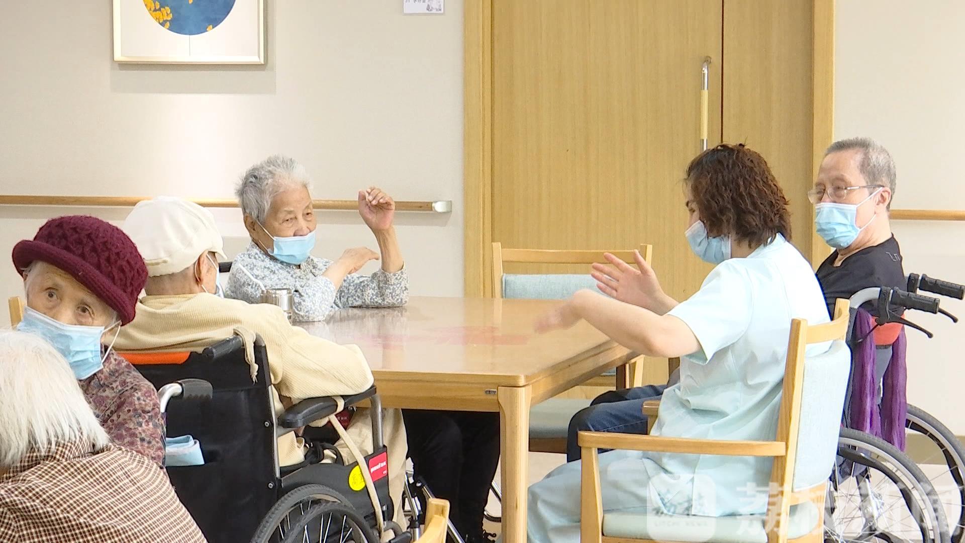 「探视」南京养老院开放有序探视 五一假期提前预约