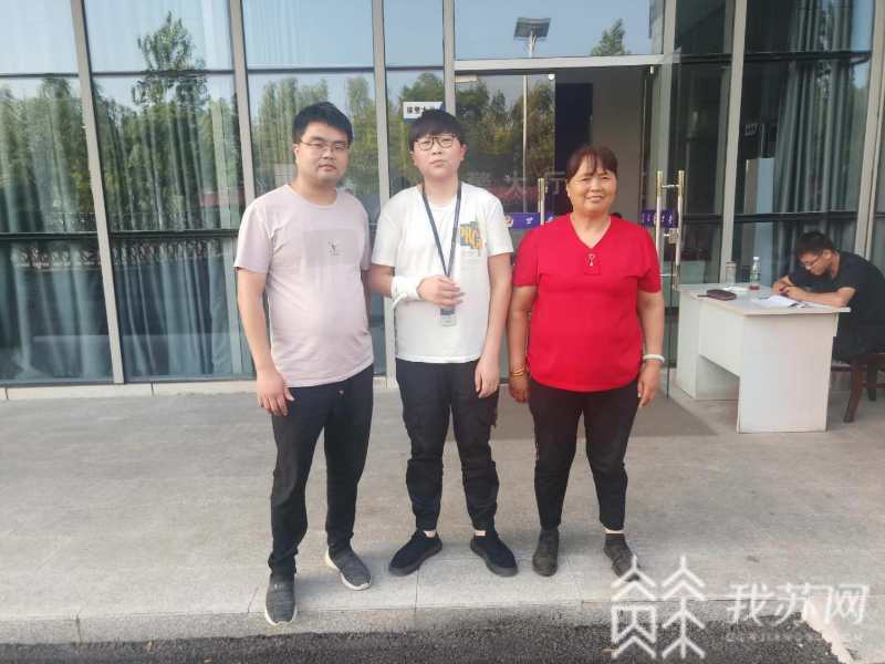 客户■民警两小时帮追回 粗心客户少付货款