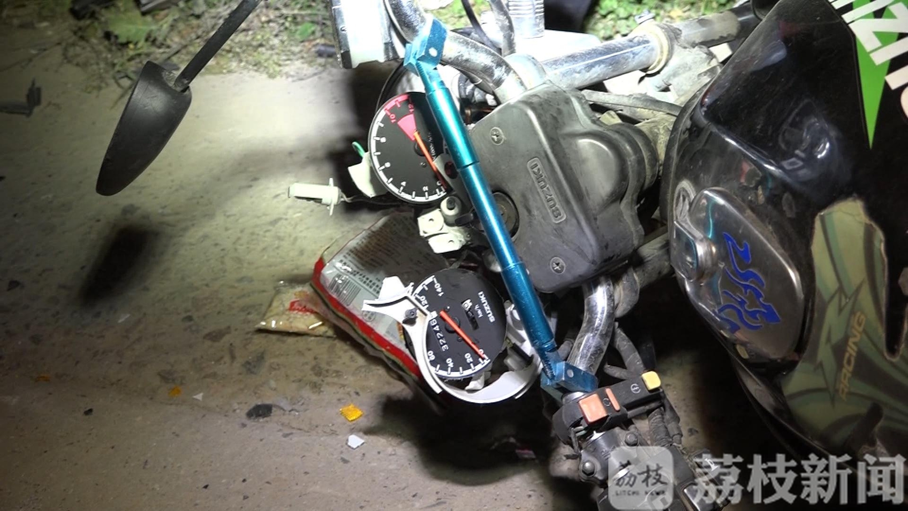 「减速」 两车相撞一死一伤盐城：路口通行不减速