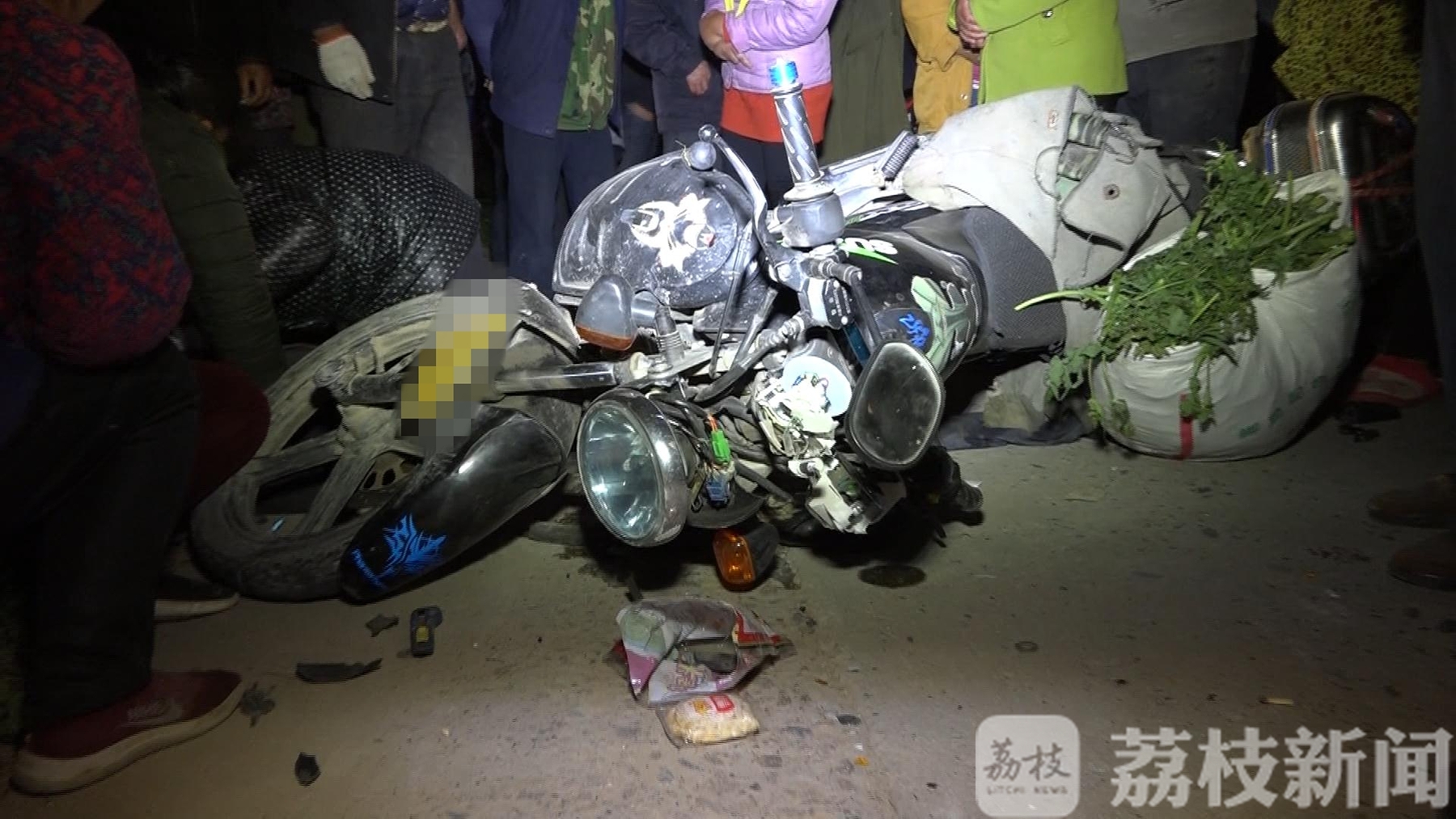 「减速」 两车相撞一死一伤盐城：路口通行不减速