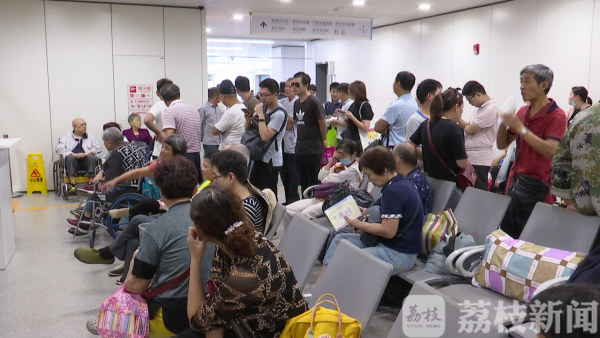 “假日病”频发 医院急诊量增加20%