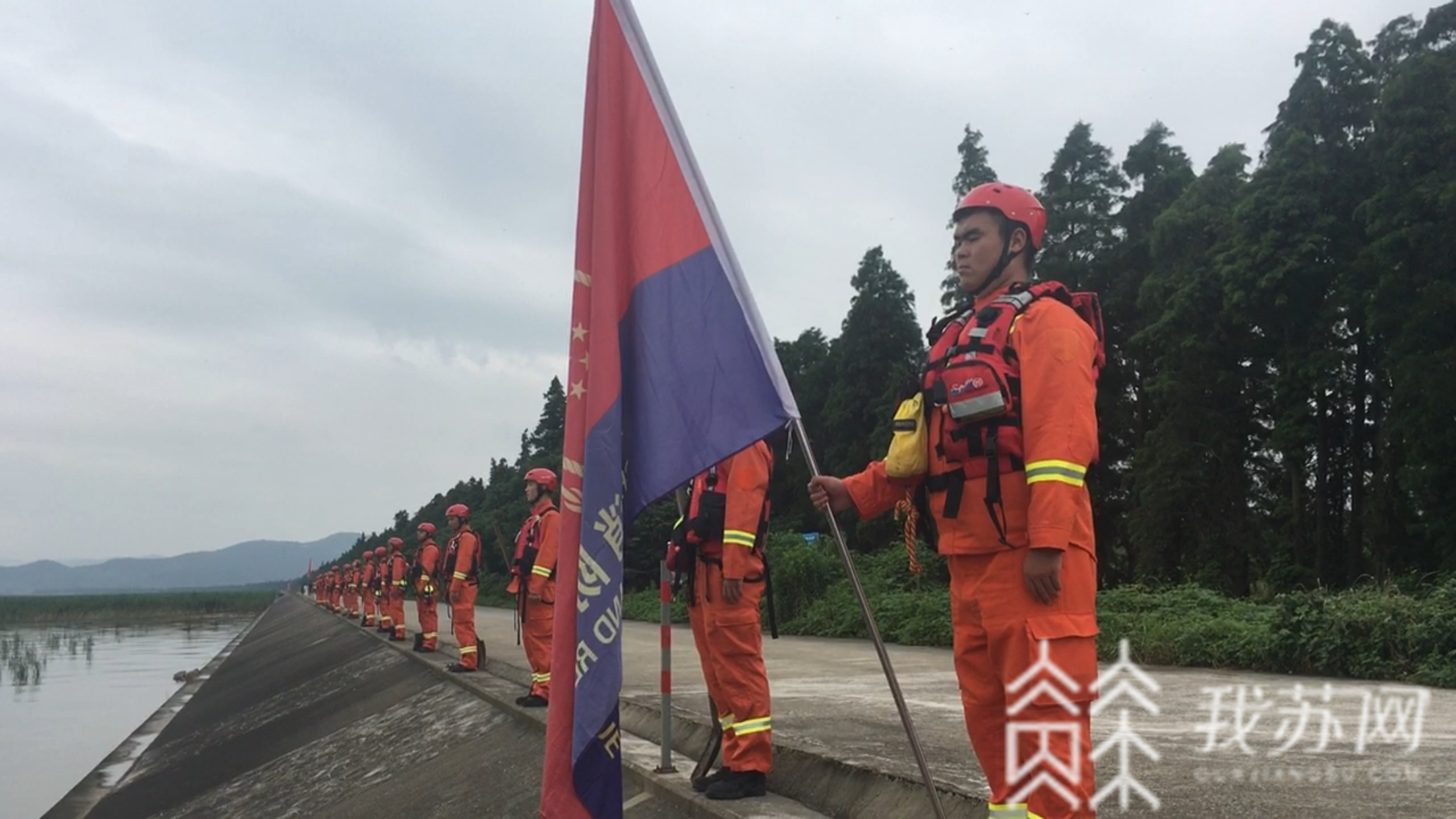 消防■严阵以待！江苏消防在三个前置备勤点集结待命
