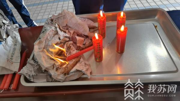 神龛留火种容易引发着火 南京消防提醒:室内防火不可大意