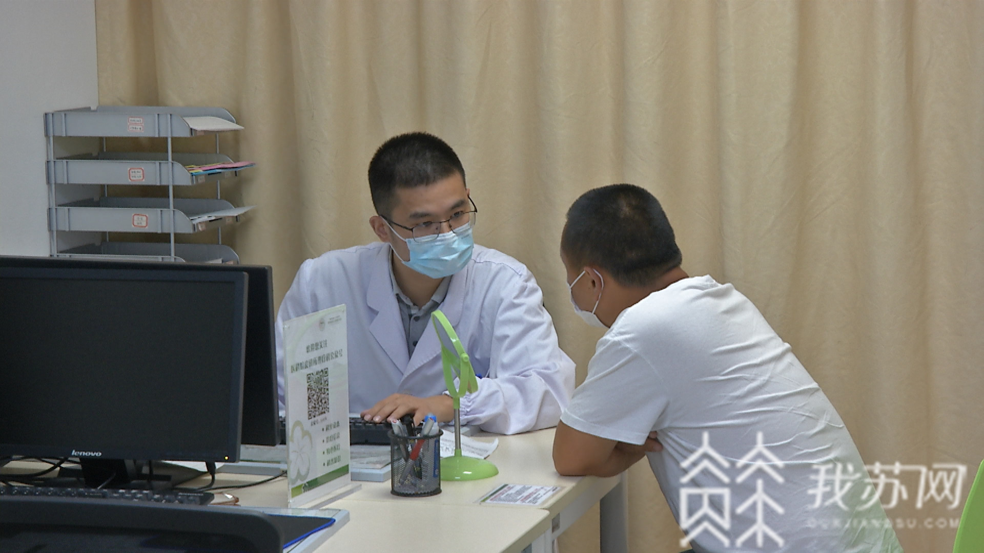 ■白色口罩易引发皮肤问题？听听皮肤科医生怎么说