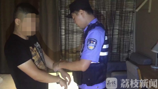 涉嫌走私白糖670吨案值330万元  男子终被抓获