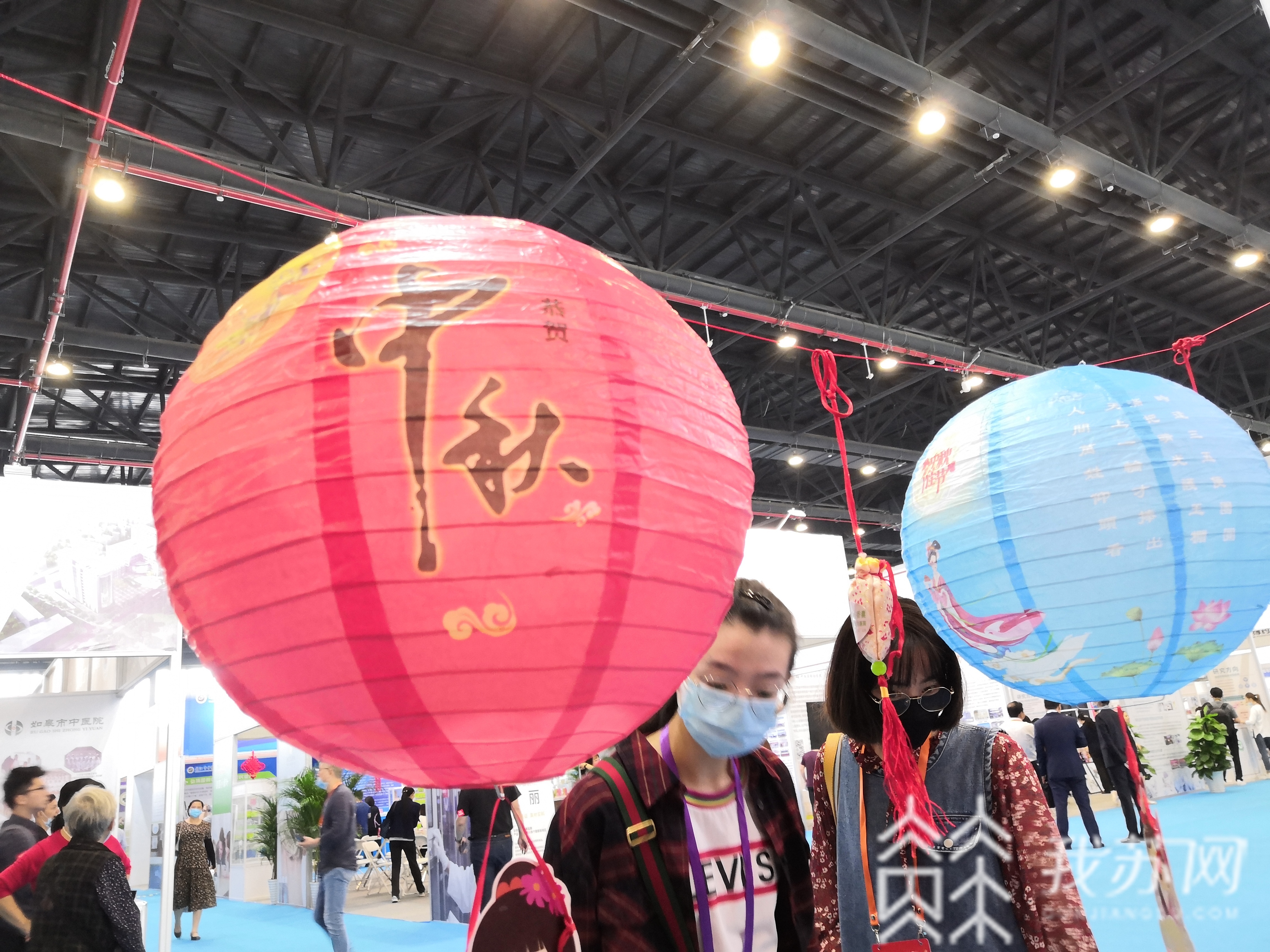 中药■2020长三角中医药博览会：特色中药制剂受关注