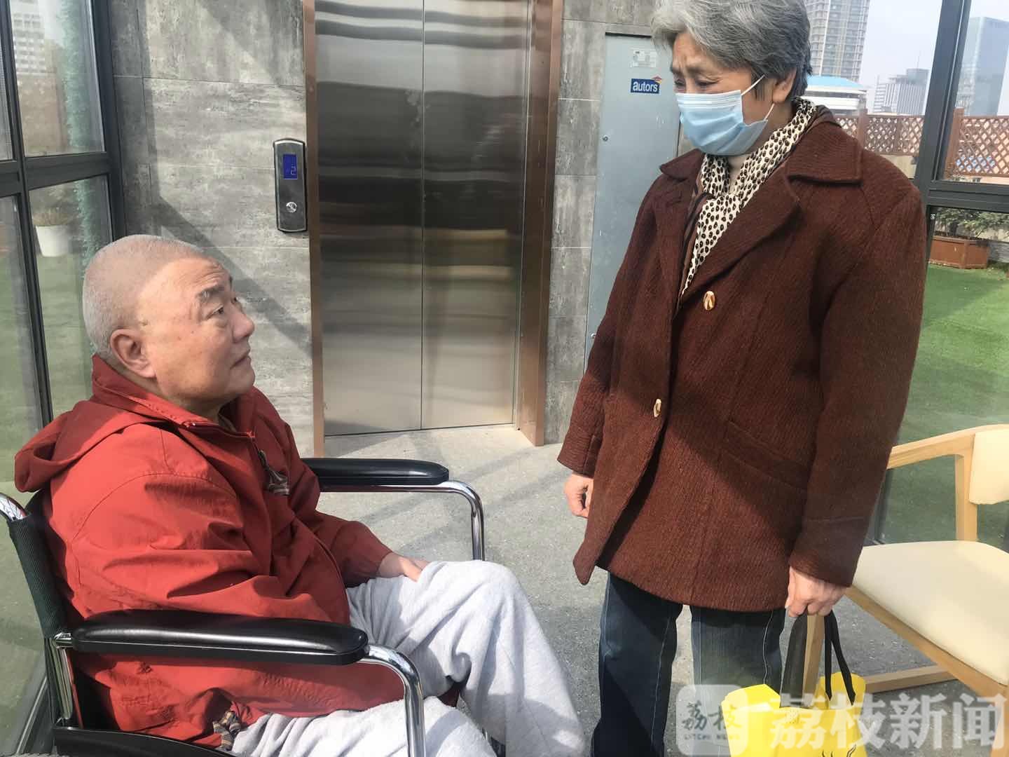 探视■“久别重逢，有点小激动！”江苏2400多家养老机构可预约探视了