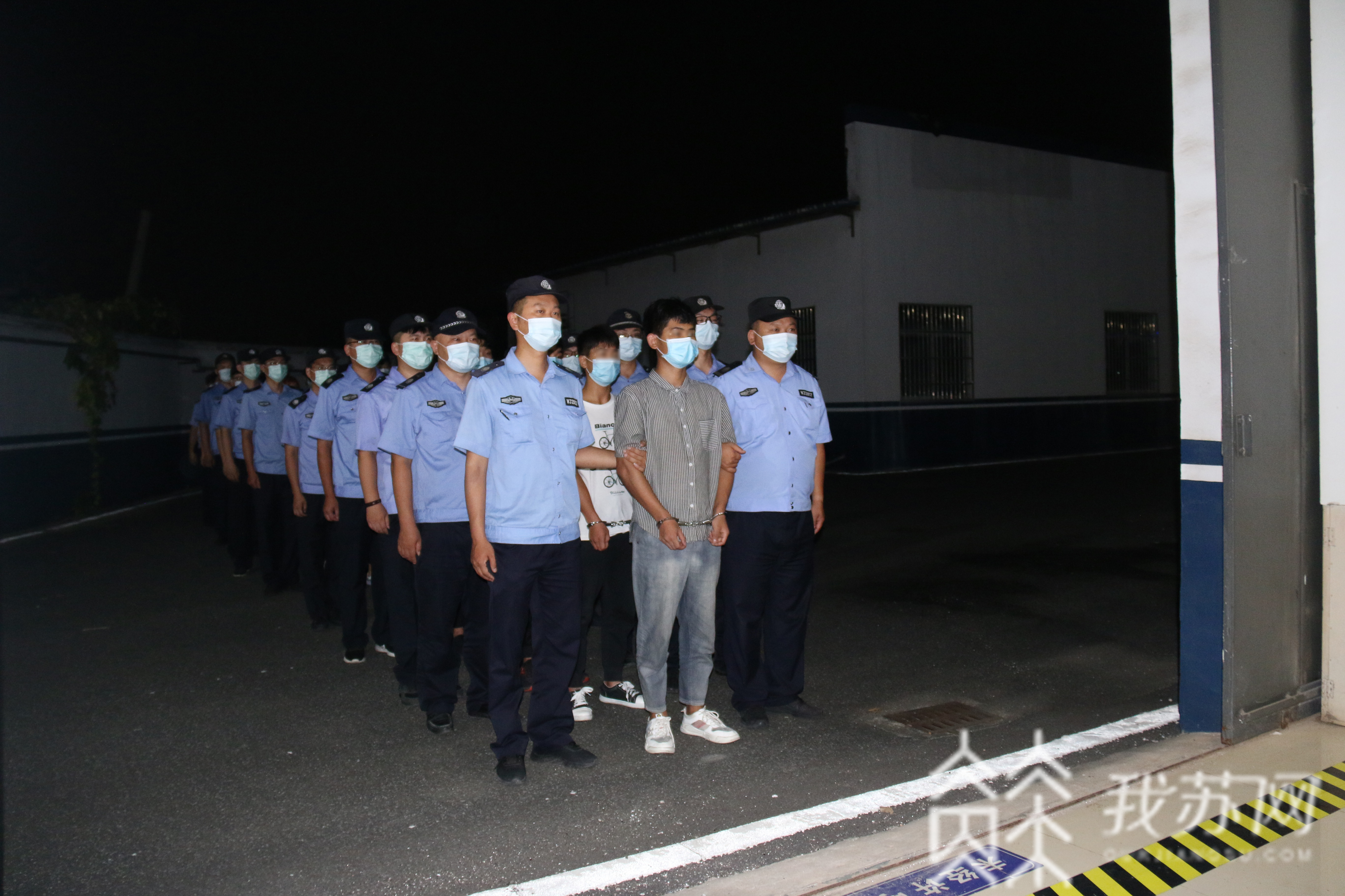 【团伙】常州警方摧毁网络交友诈骗团伙 开设虚拟店铺炮制“空包”单号