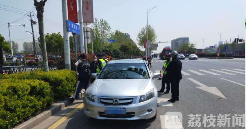 『营运』向非法营运说“不” 乘车安全无小事