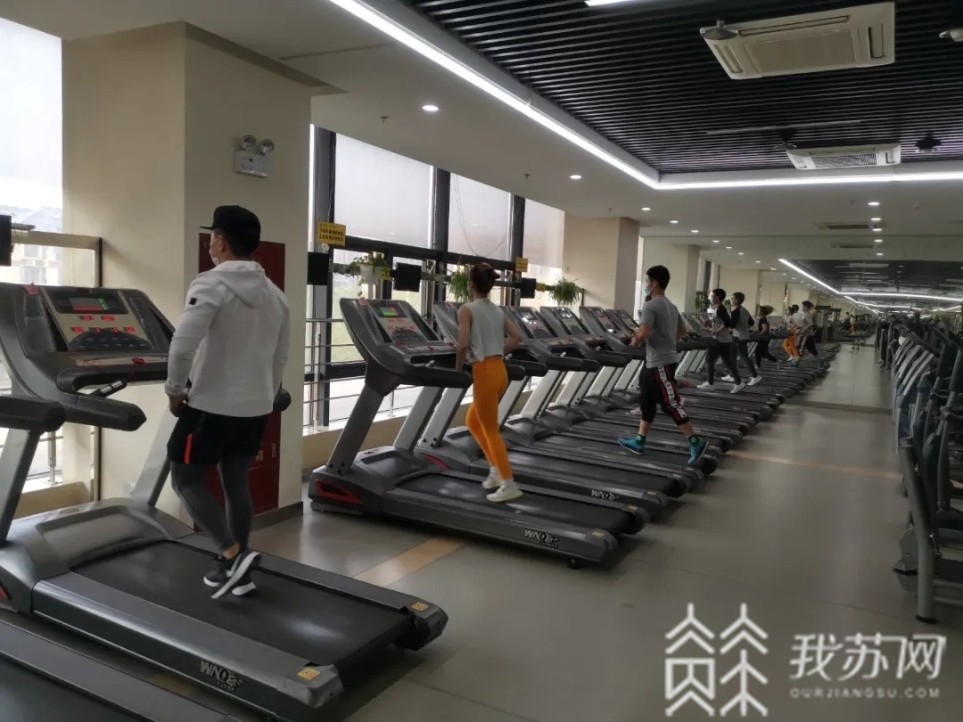 运动会■和世界冠军同台竞技！南京栖霞第17届全民健身运动会开幕