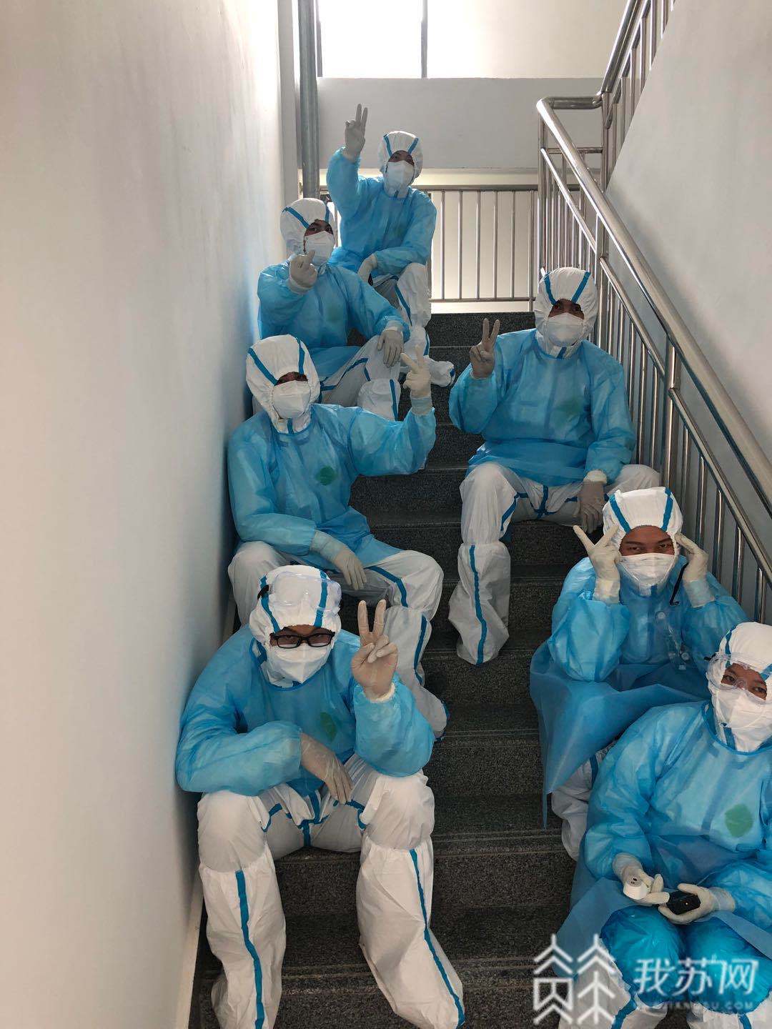 「玄武」冰与火之间诠释玄武公安的温度 致敬大暑天里的“抱冰男孩”