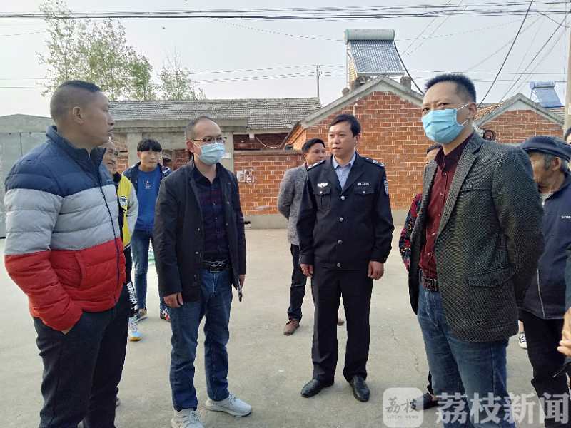 老人■救治+救助让走失23年老人回家