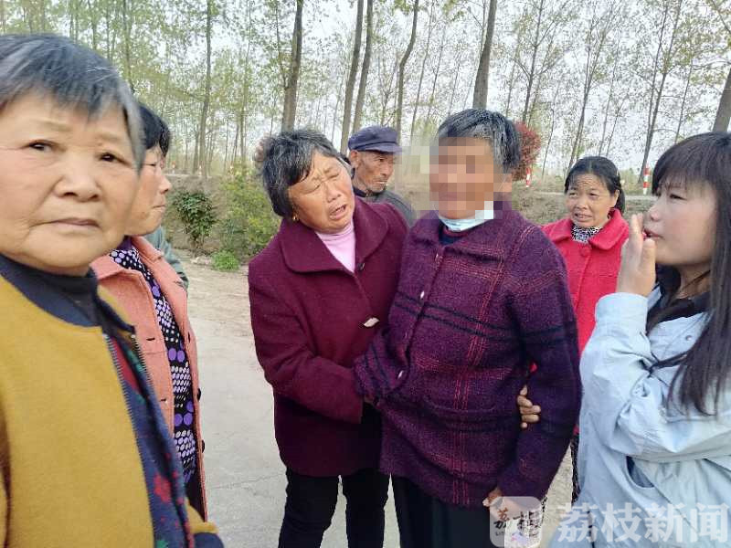 老人■救治+救助让走失23年老人回家