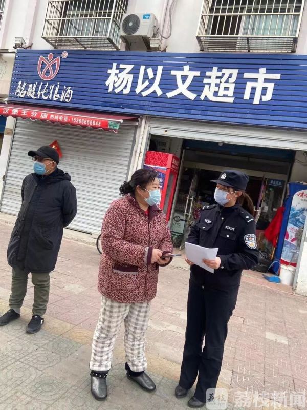 放弃探亲！婚礼延期！港城警察纷纷弃假归队为战“疫”