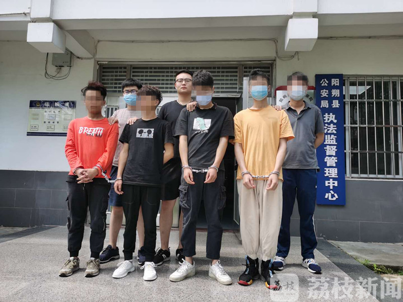 女友■“网恋女友”频繁索要“情话红包”，转账1314、520、5200后才知对方是个男的......
