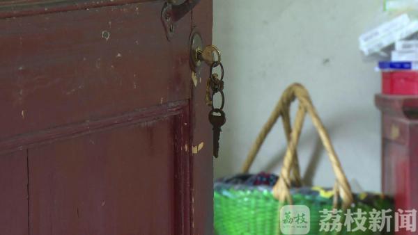 偷这样的钱，连小偷也良心不安了！（视频）