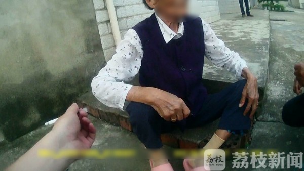 偷这样的钱，连小偷也良心不安了！（视频）