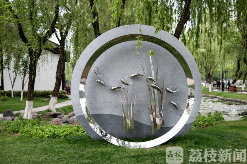 雕塑■既“涨姿势”又有趣!南京莫愁湖雕塑“上新”啦