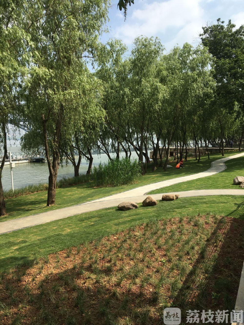 景观■观江景、赏绿植、游精致江滩，南京鼓楼滨江带景观提升出新