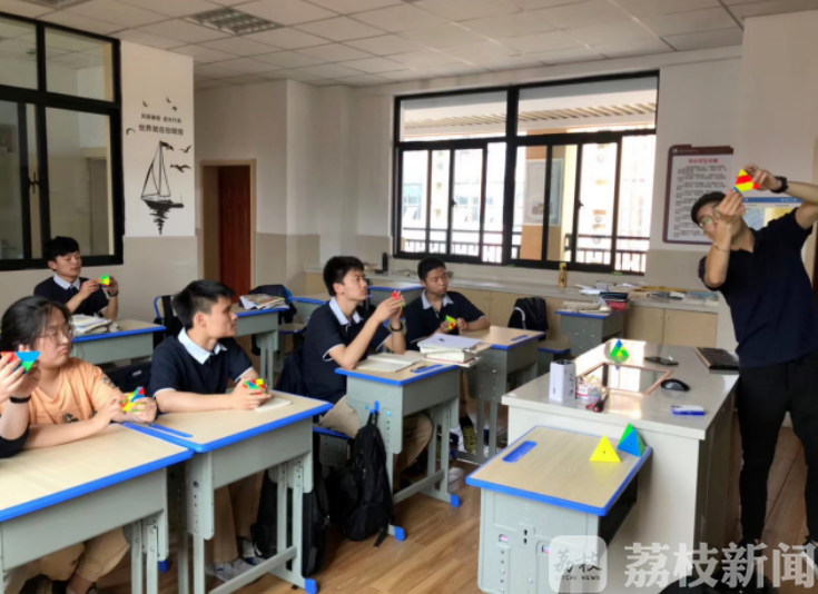 魔方■魔方运动走进江苏多所特殊教育学校