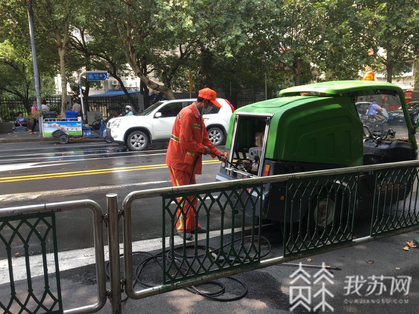 保洁：常态化管理 南京鼓楼环卫提升农贸市场周边环境 精细化保洁