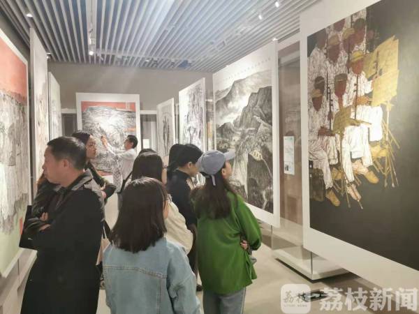 第二届“江海门户通天下”全国中国画作品展在海门开展