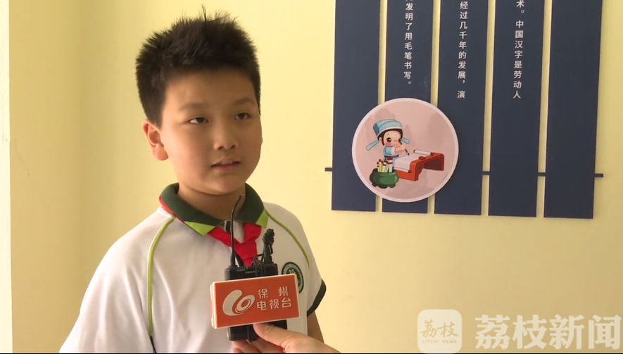 【鸫鸟】 被老师搬上课堂 徐州小学生拍下乌鸫鸟繁育过程