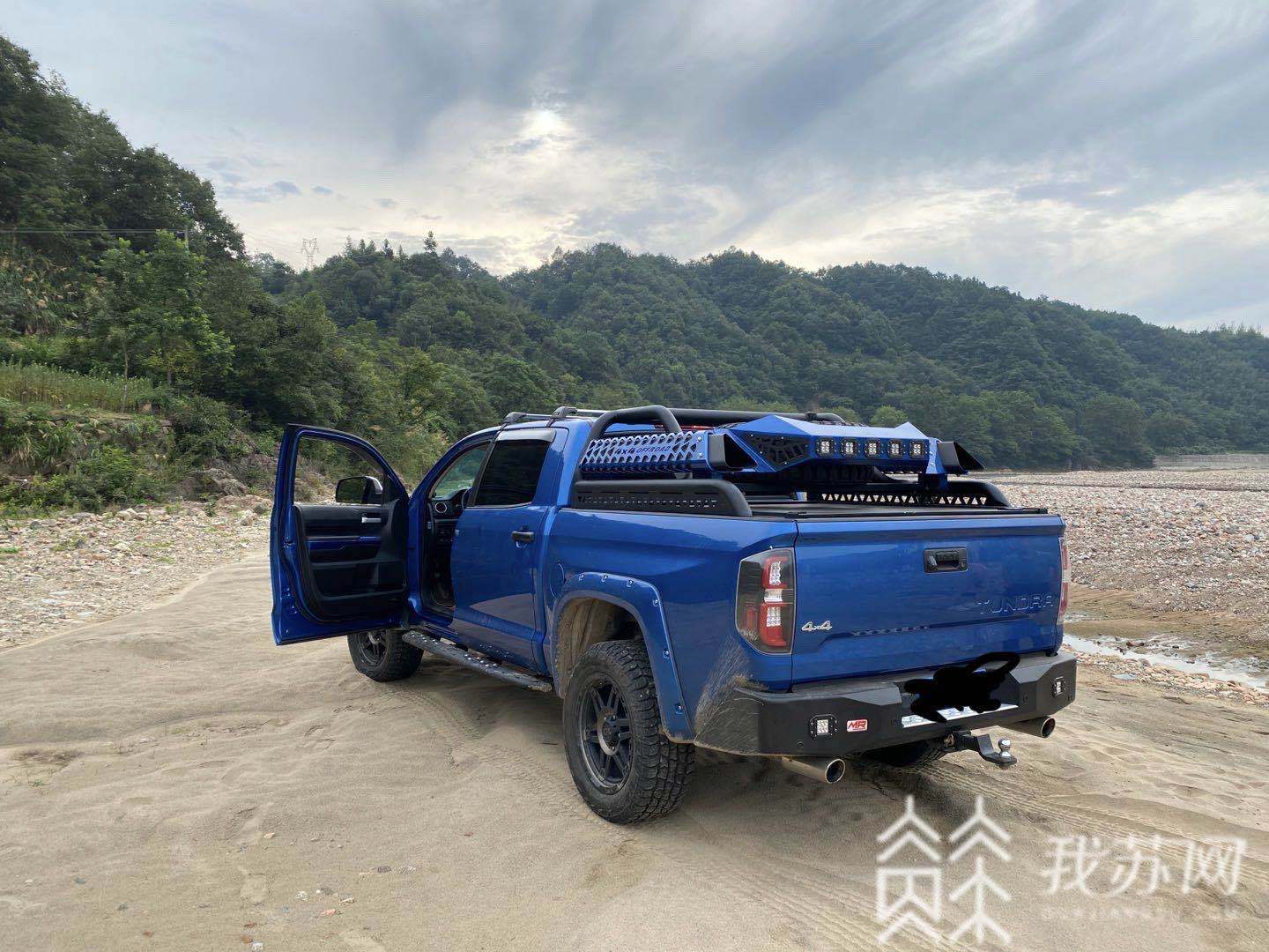 现金■追踪：“消失的豪车”又出“新剧情”：神秘中间人称拿现金就可立即“赎”车|解忧帮