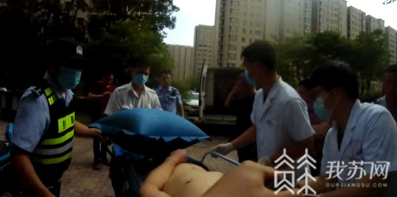『注射』民警送医及时挽救生命 7旬老人家中过量注射胰岛素险送命