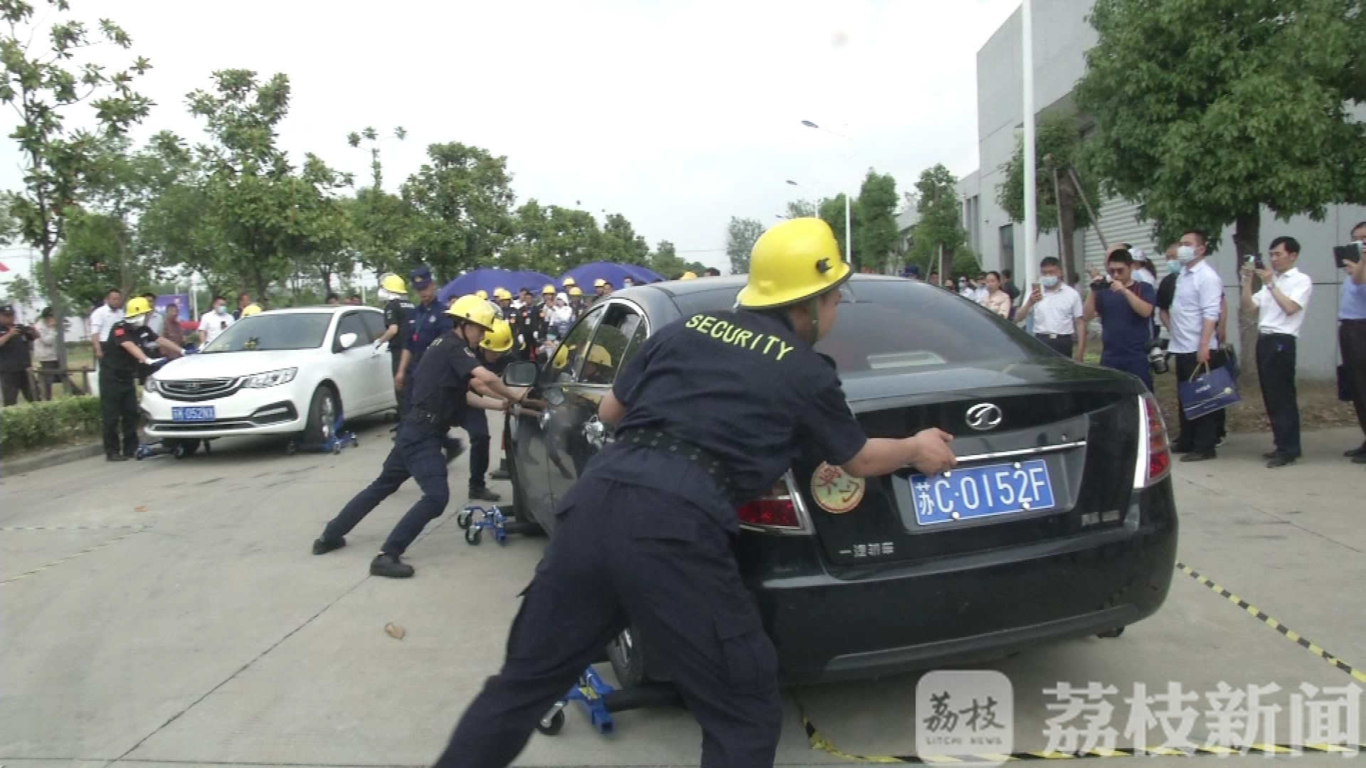 物业■小区消防安全，物业责无旁贷！首届消防业务技能大赛在邗江区举行