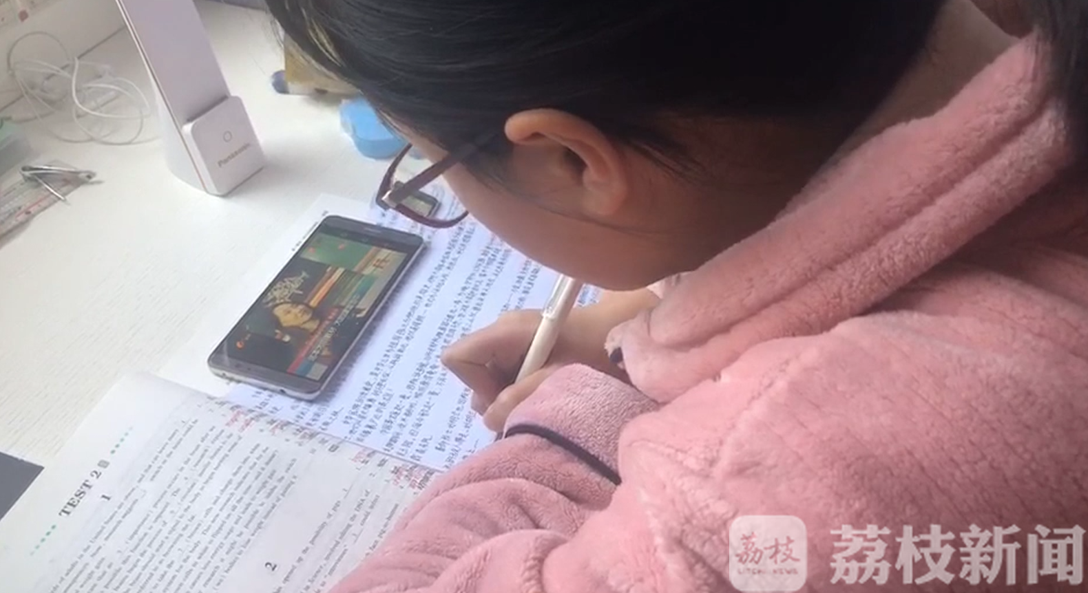 开学■全国中小学生安全教育日：徐州160万师生今日同上开学第一课