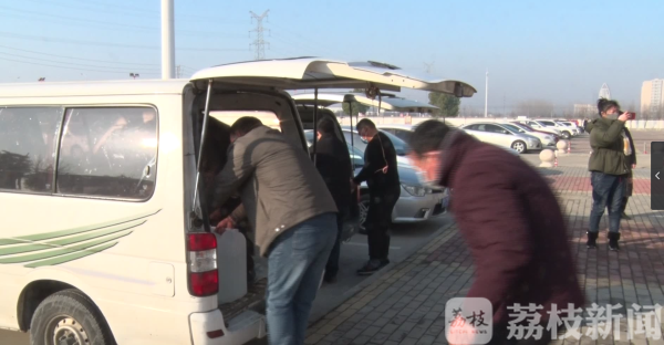 宿豫爱心企业捐赠物资 助力疫情防控