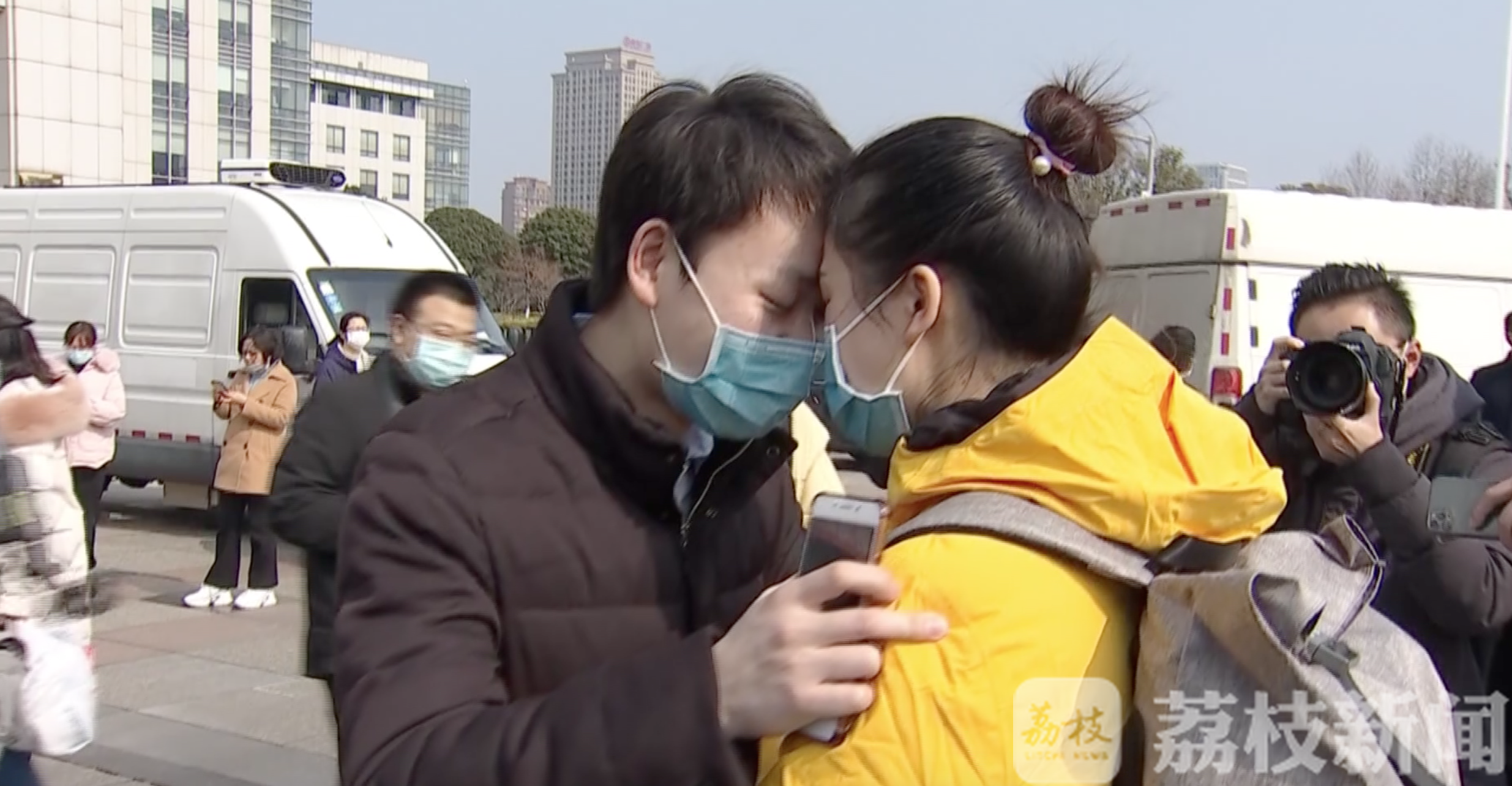 未婚夫：常州护士迎来爱的惊喜 直通武汉|休舱后收到未婚夫告白