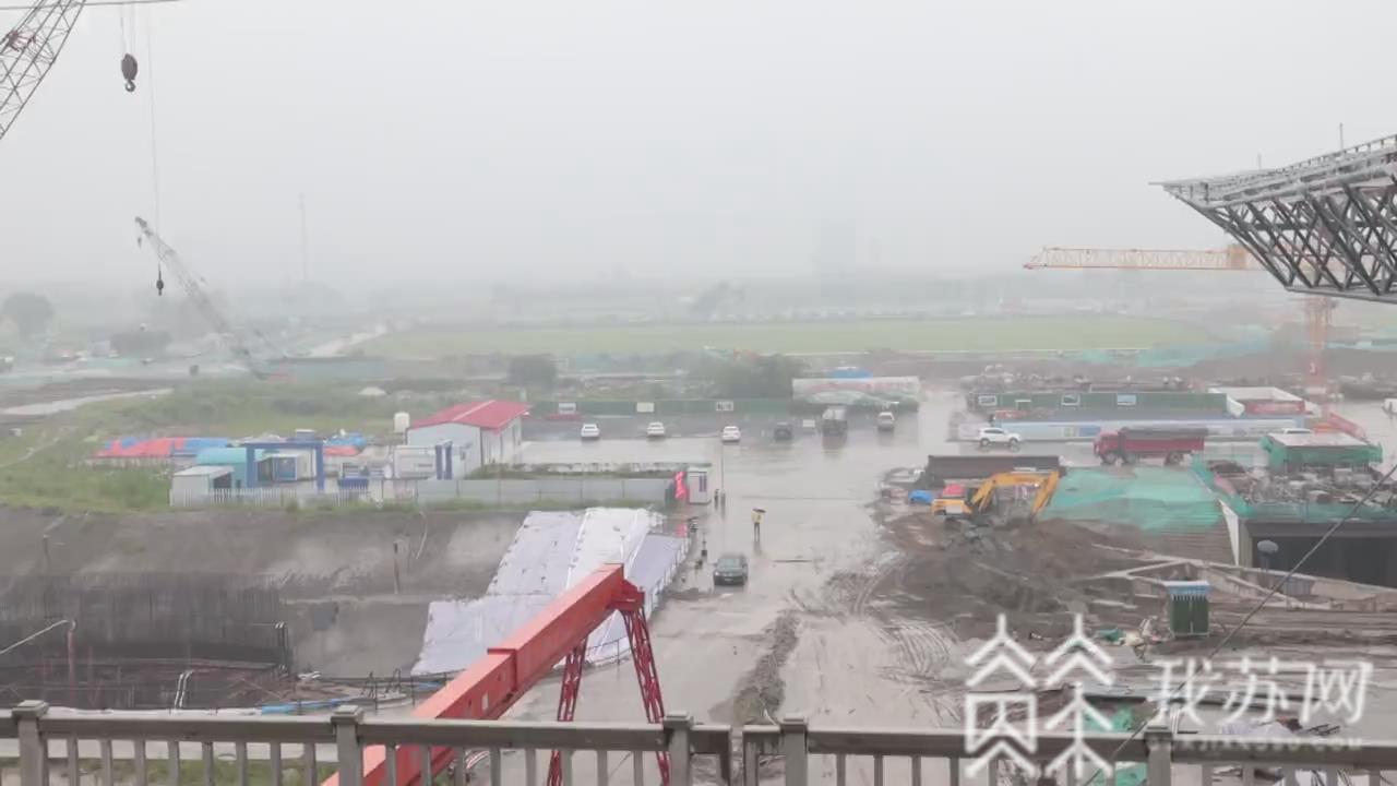 [扬州]——连镇铁路扬州东站施工进入冲刺阶段 两条国家级铁路干线“交汇点”
