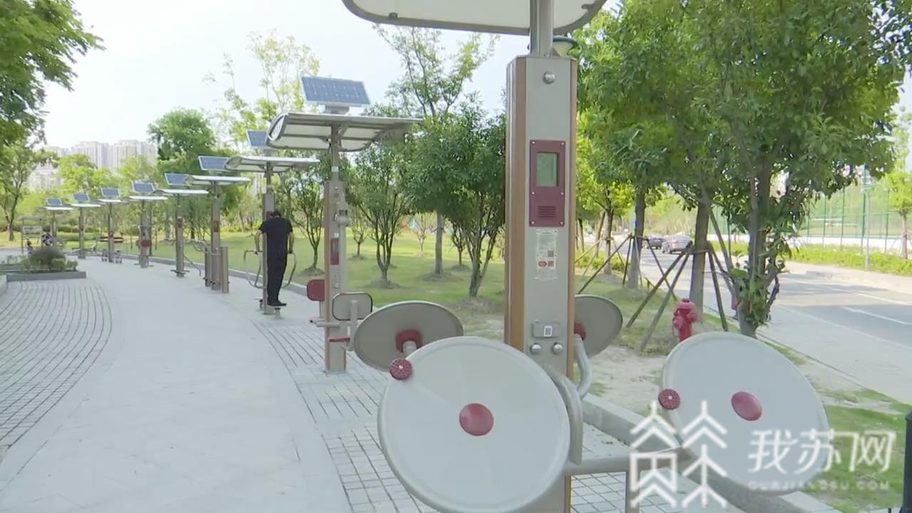 #健身器材#感觉锻炼更有动力了! 智能全民健身器材亮相昆山