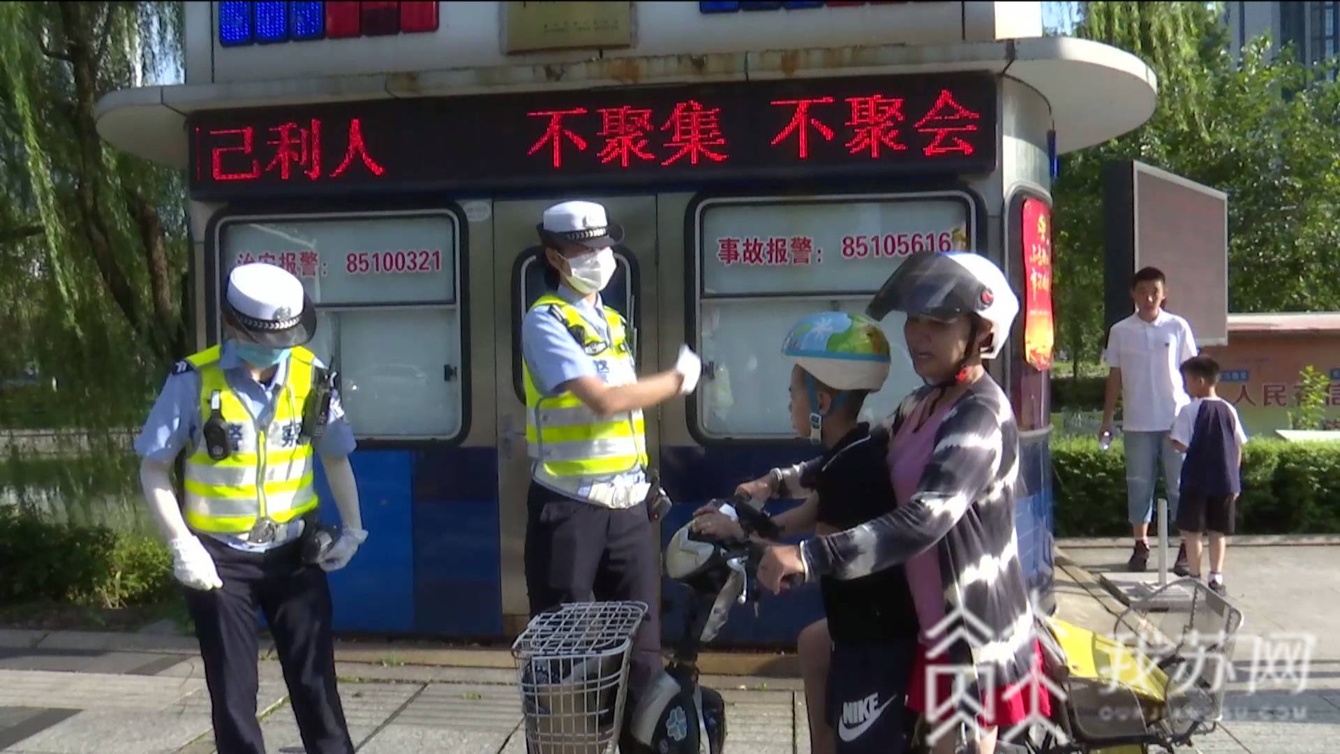 【城市】常州“城市清凉侠”掀起爱的旋风 为燥热降温