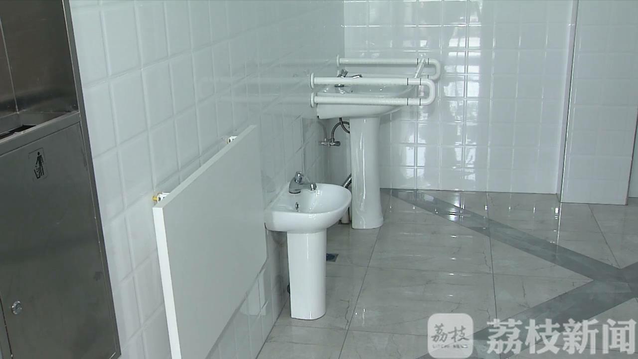厕所■常州扎实推进“厕所革命” “一厕一景”智慧管控
