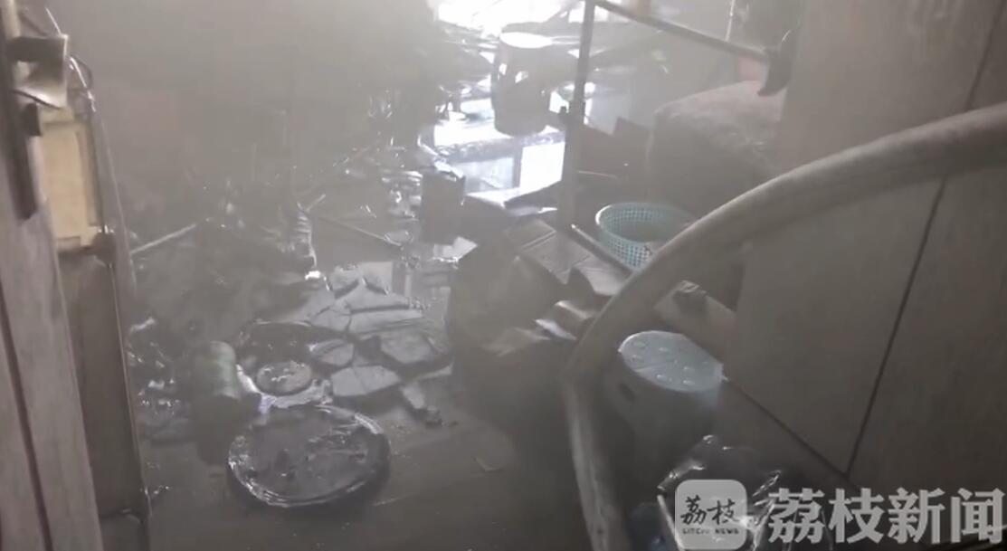 冰淇淋■就有人点了96盒冰淇淋送到消防队 救火刚回来