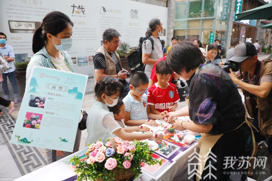 南里■夜幕将至，快来南京熙南里享用“夜端午”文化大餐！