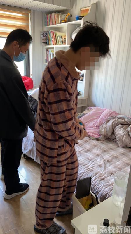 [网上]职校学生涉嫌诈骗被抓 “潮鞋”做饵网上钓鱼