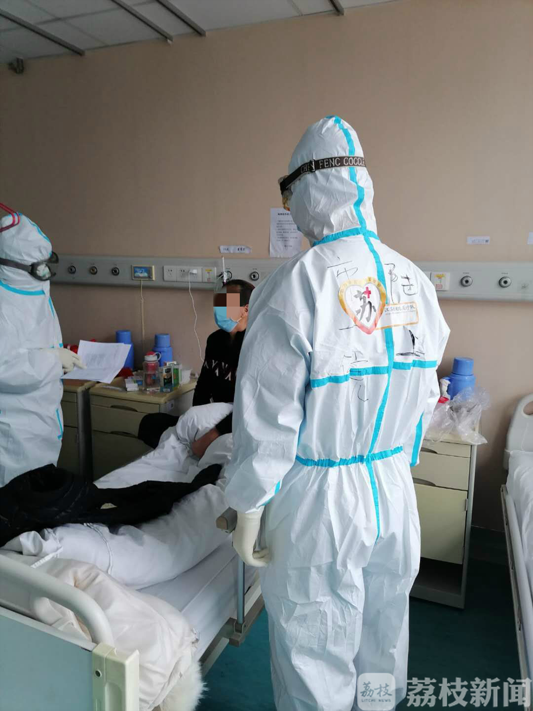 陆上■直通武汉|医生陆上：每次查房就像探望老朋友一样