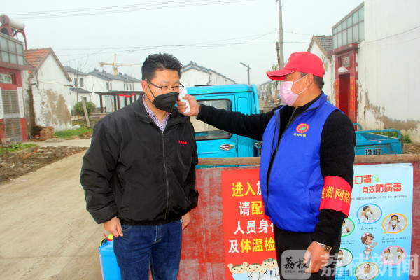 两手抓两手硬|探访盐城建湖农房改善项目：施工场地封闭式管理