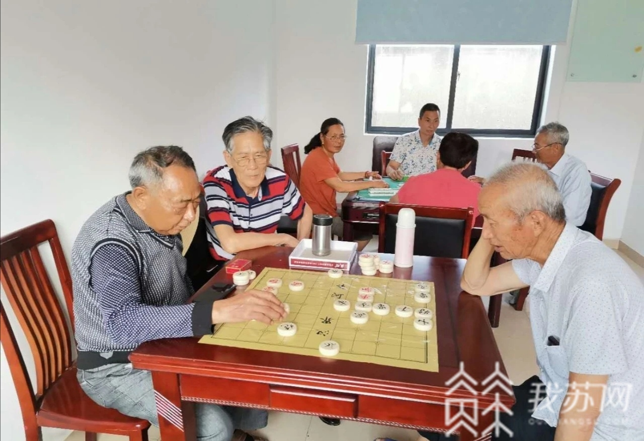 [养老]日子更亮堂！给老人们稳稳的幸福 走向我们的小康生活：养老有保障