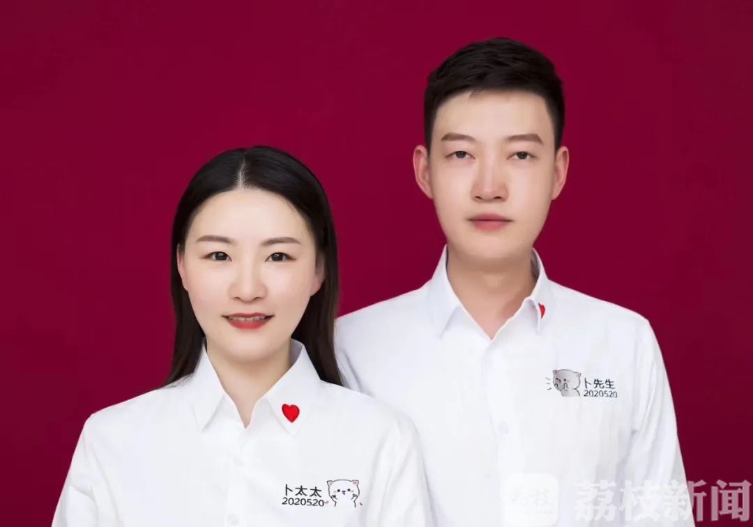 领证■推迟108天后，这对“警医”新人终于领证了！