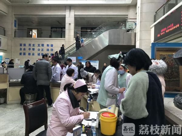 泰州白衣天使义务献血为春节做好储备