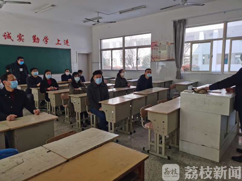 开学■泰州举行“开学一日流程”模拟演练为开学复课做好准备